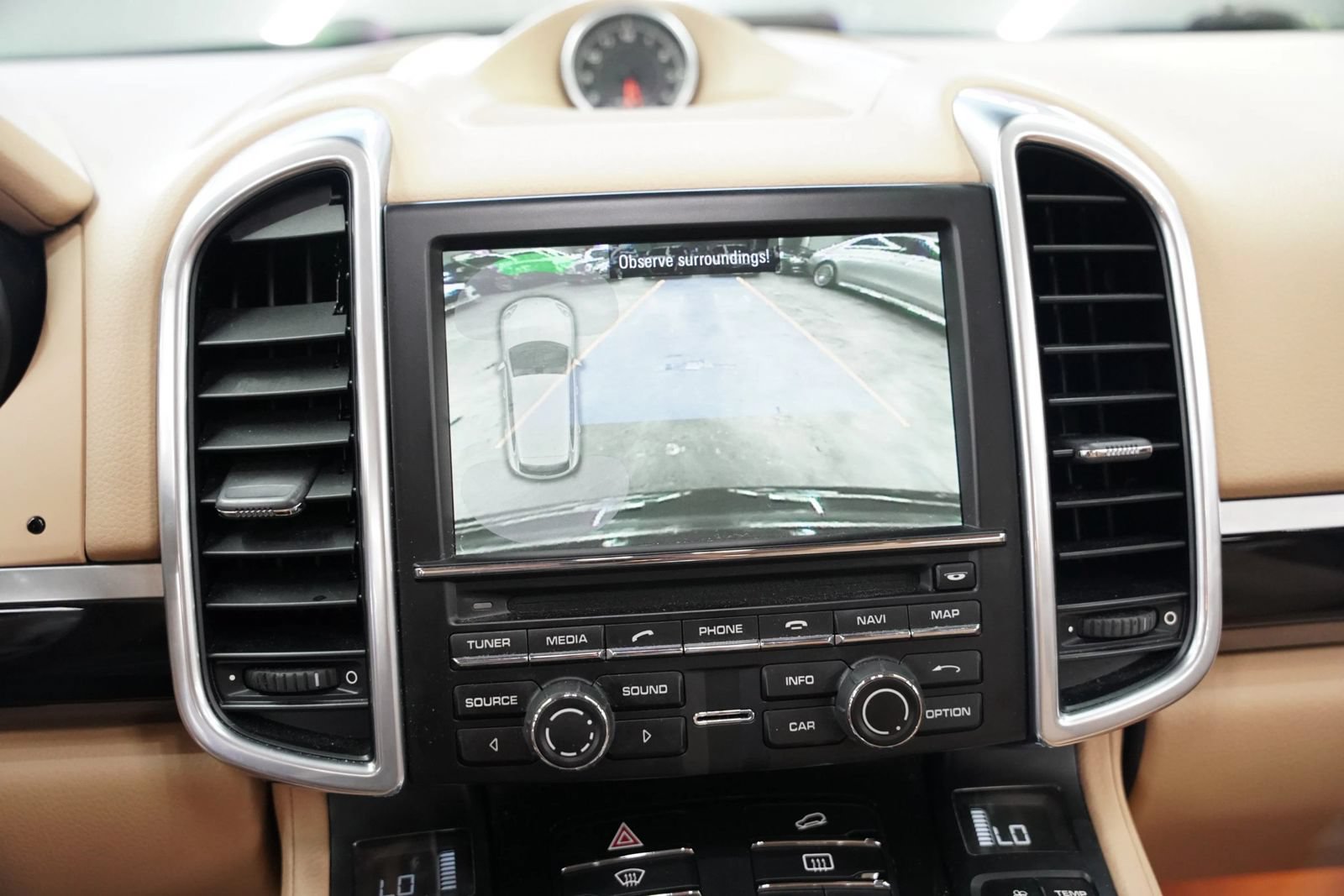 Used 2014 Porsche Cayenne AWD/4WD image 34