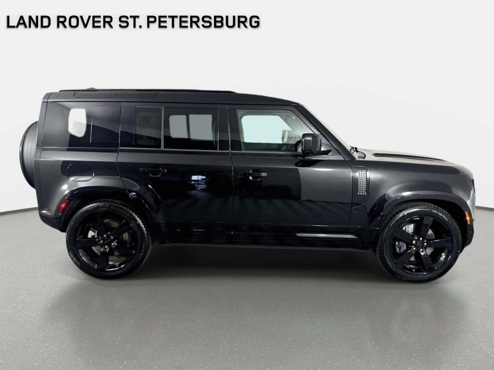 New 2026 Land Rover Defender 110 X-Dynamic SE AWD/4WD image 4