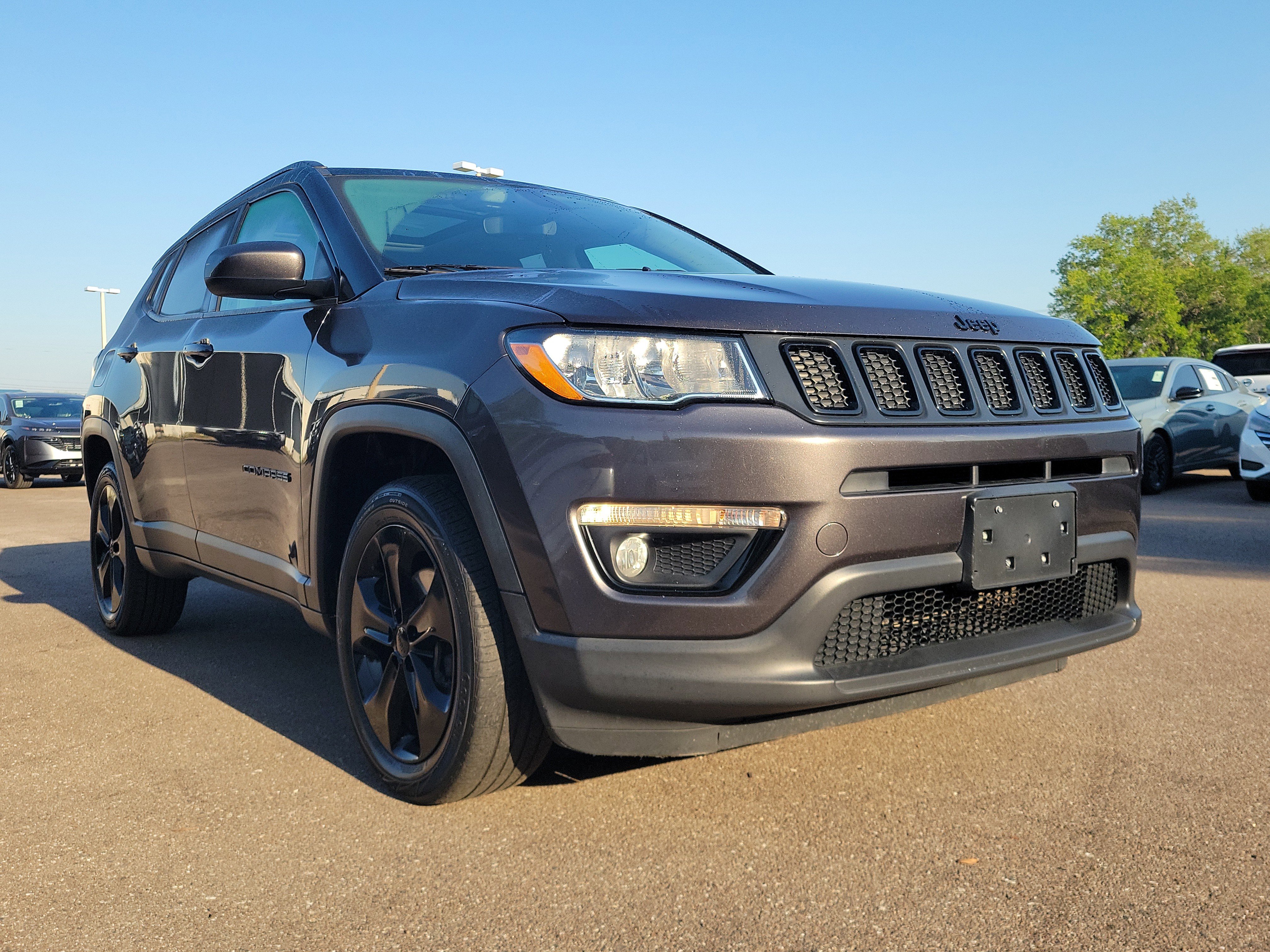 Used 2019 Jeep Compass Altitude image 2