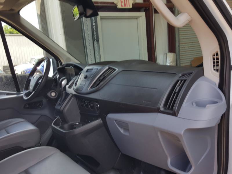 Used 2016 Ford Transit 250 130 Medium Roof RWD image 17