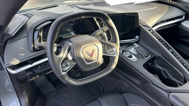 Used 2023 Chevrolet Corvette Stingray Premium Conv w/ Z51 Performance Package image 18