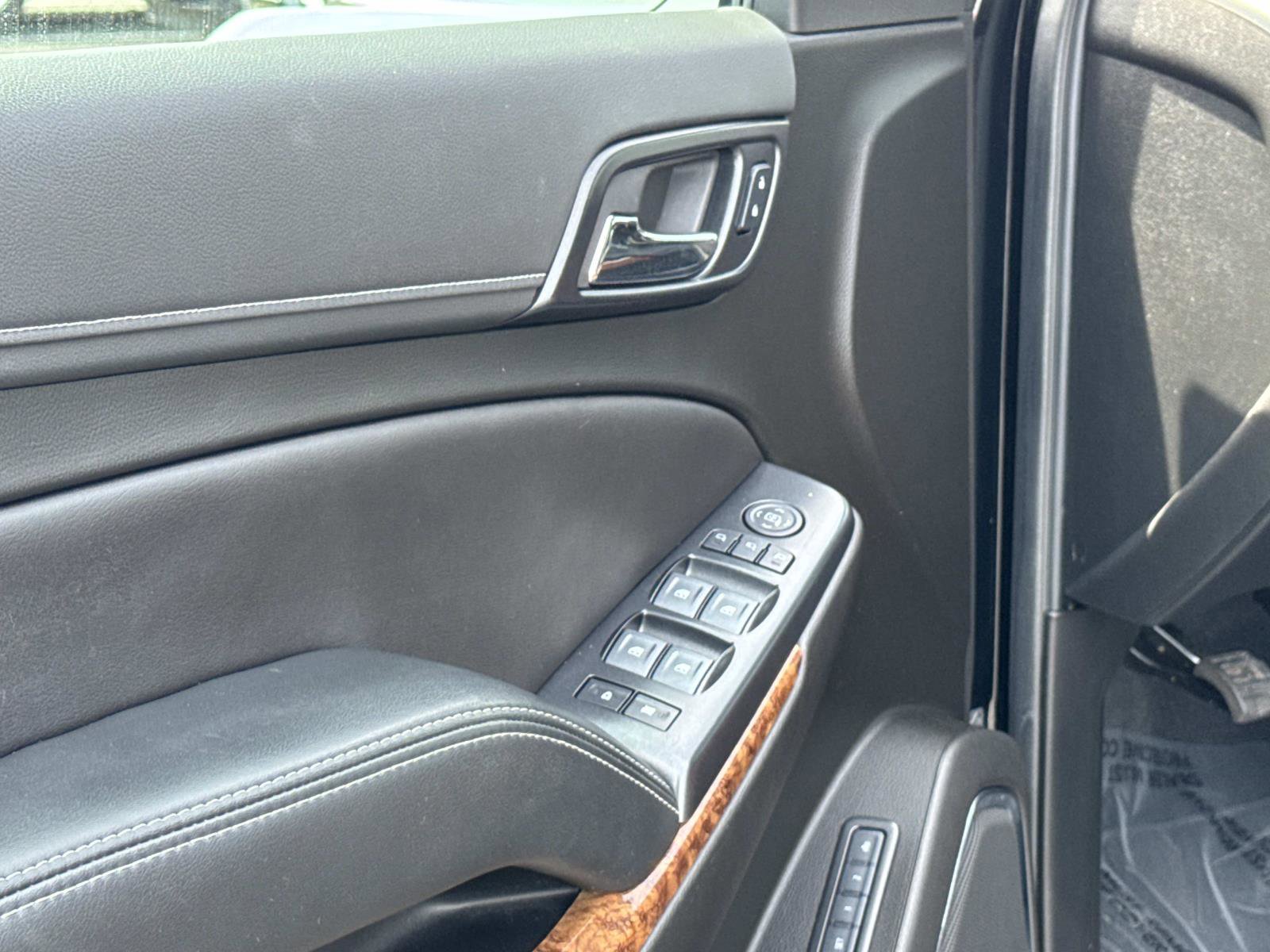 Used 2020 Chevrolet Tahoe Premier w/ Premier Plus Edition image 19
