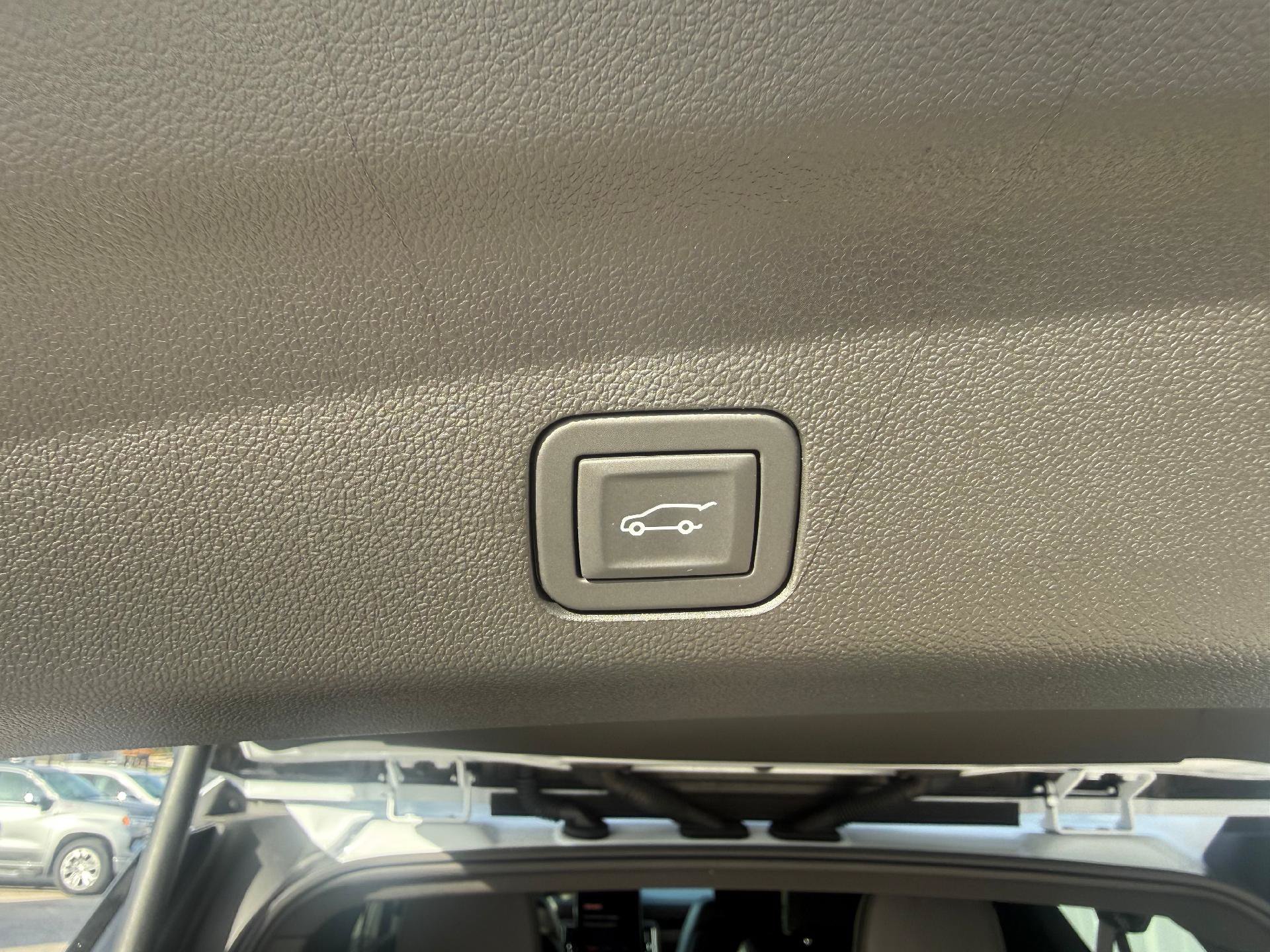 New 2027 GMC Yukon XL Denali Ultimate AWD/4WD image 34