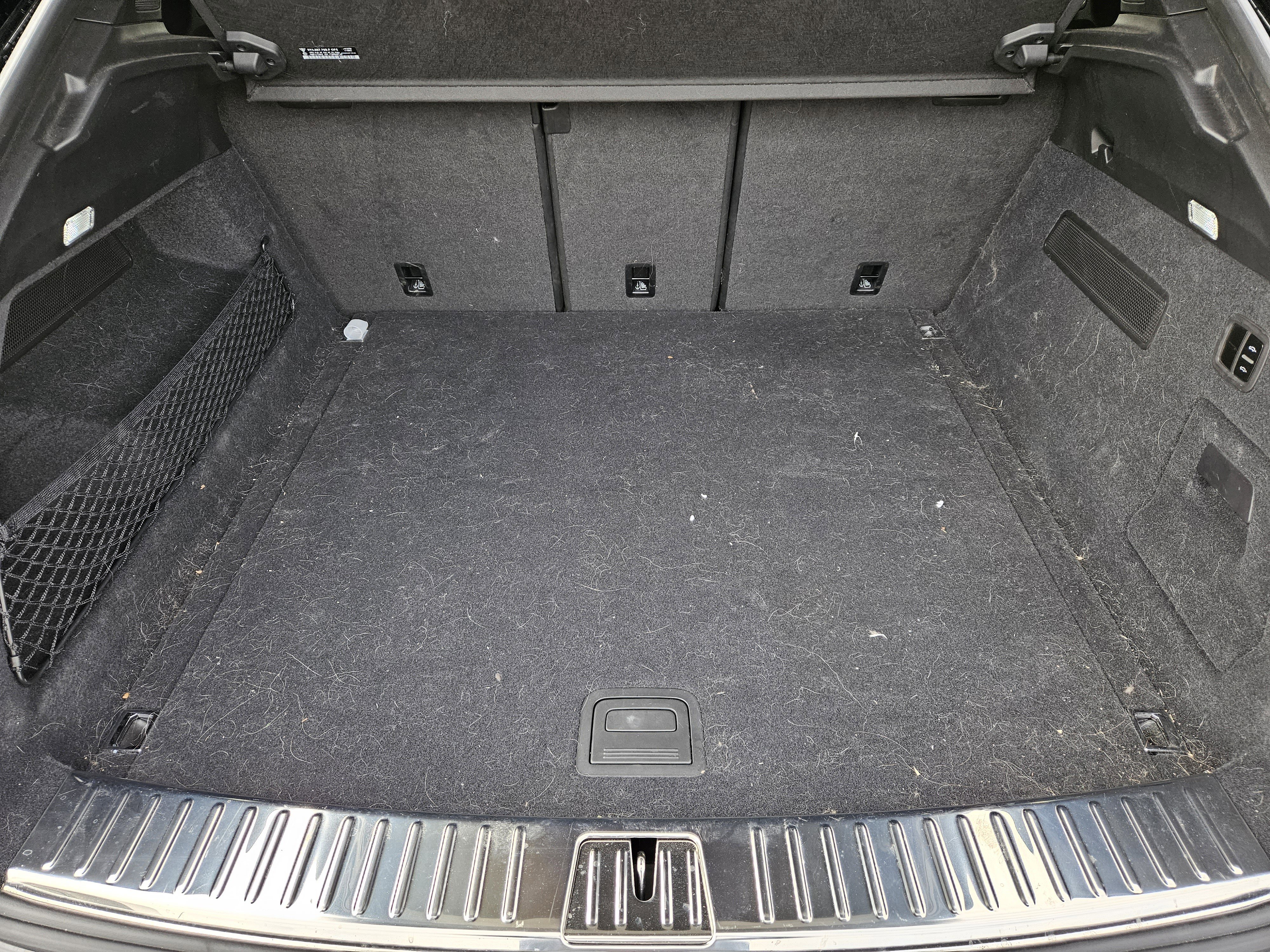 Certified 2025 Porsche Cayenne S image 31