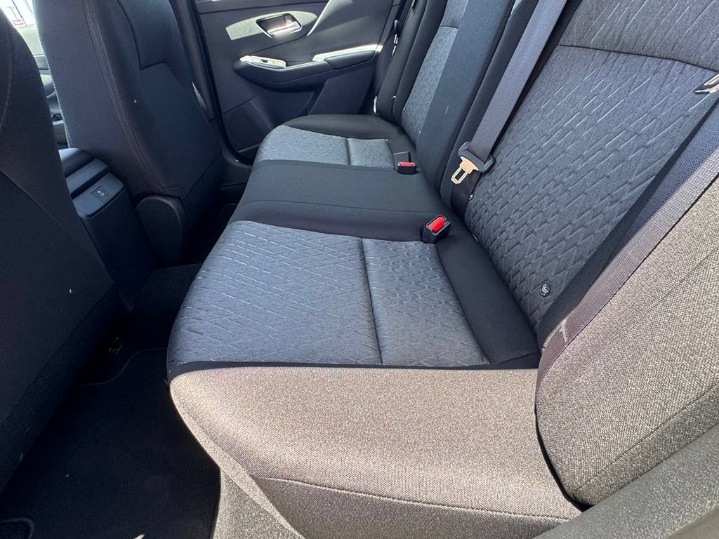 New 2026 Nissan Sentra SV w/ SV Convenience Package FWD image 20