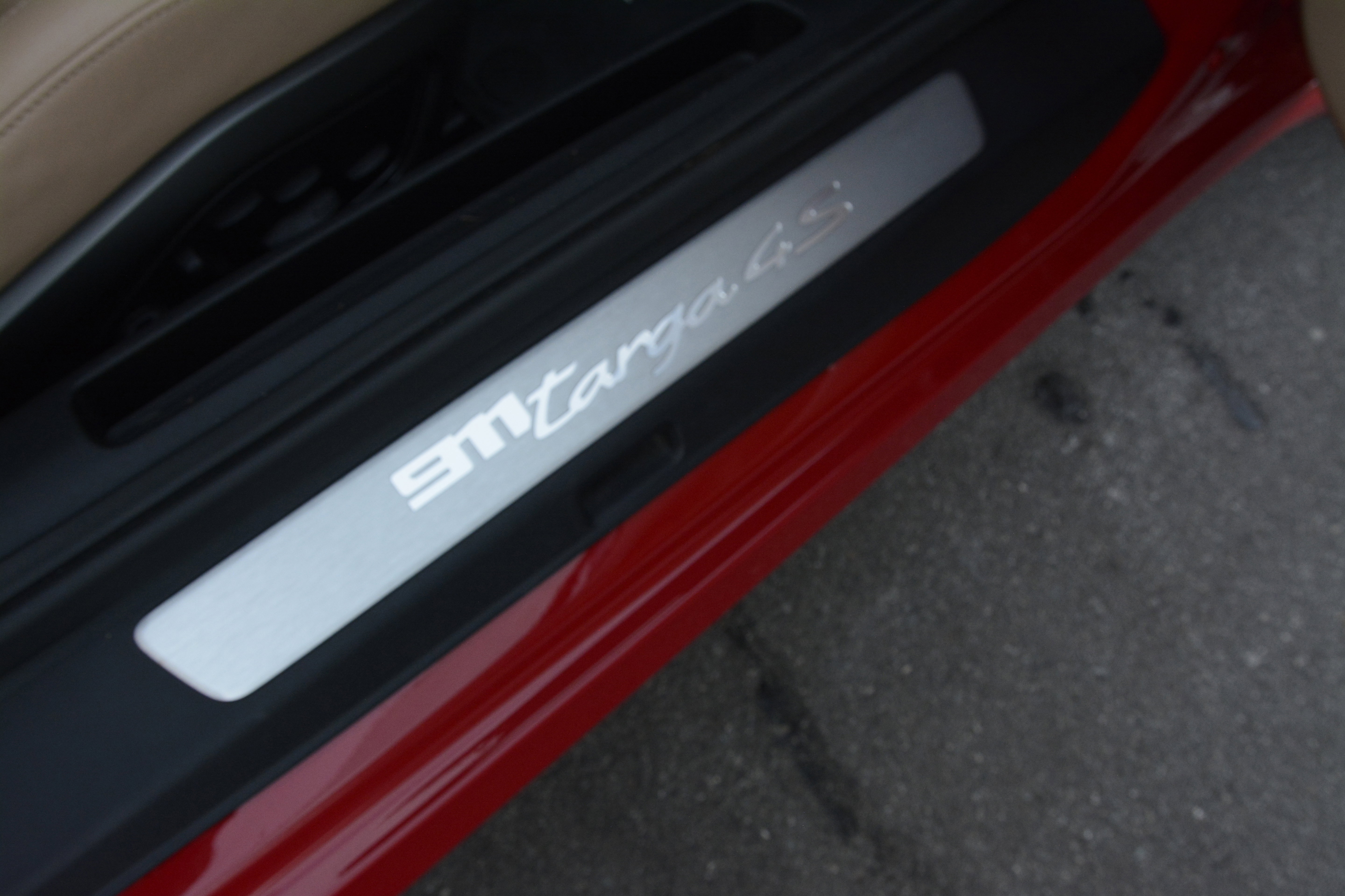 Certified 2021 Porsche 911 Targa 4S image 27