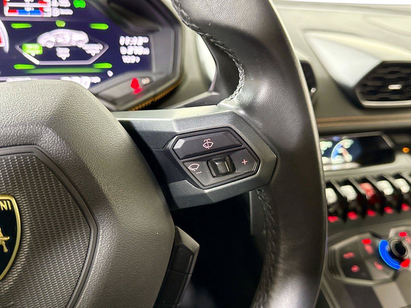 Used 2018 Lamborghini Huracan LP 580-2 RWD image 22