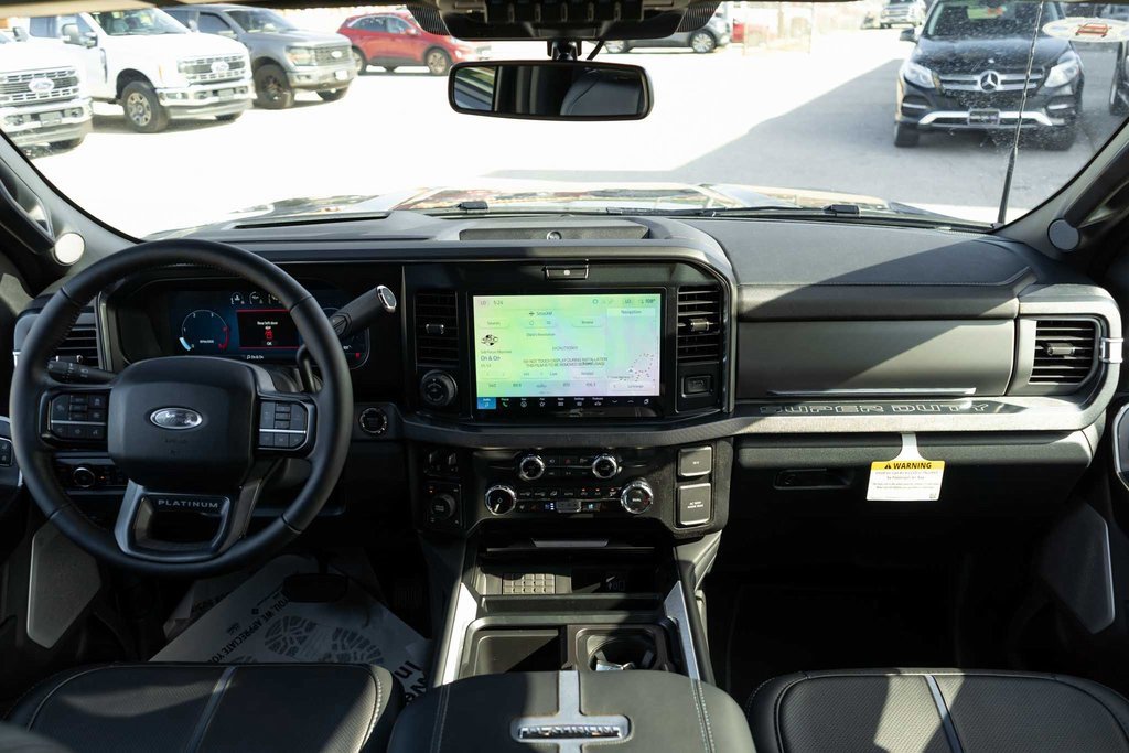 Used 2025 Ford F250 Platinum image 16