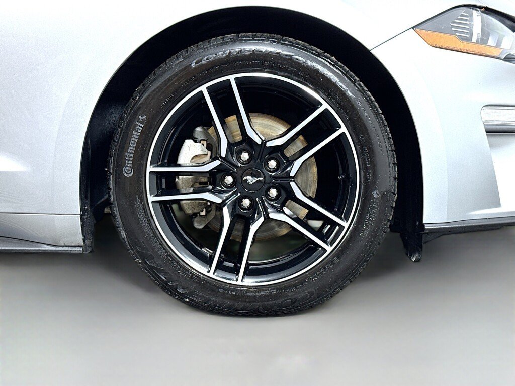 Used 2020 Ford Mustang Premium RWD image 40