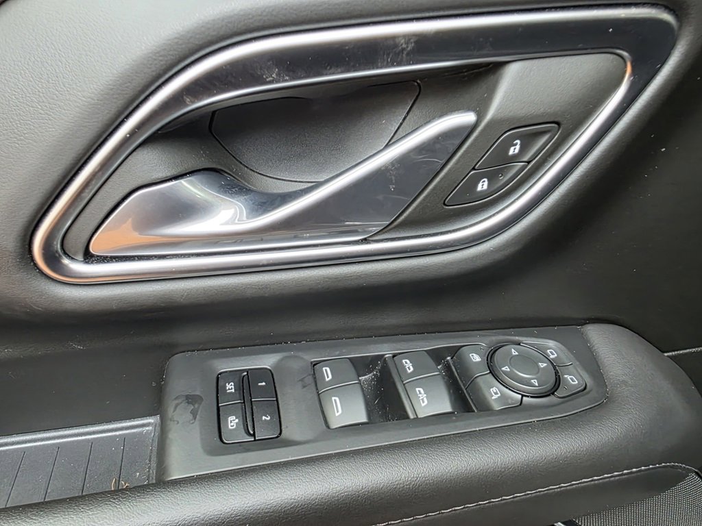 Used 2023 Chevrolet Tahoe Z71 w/ Luxury Package image 29