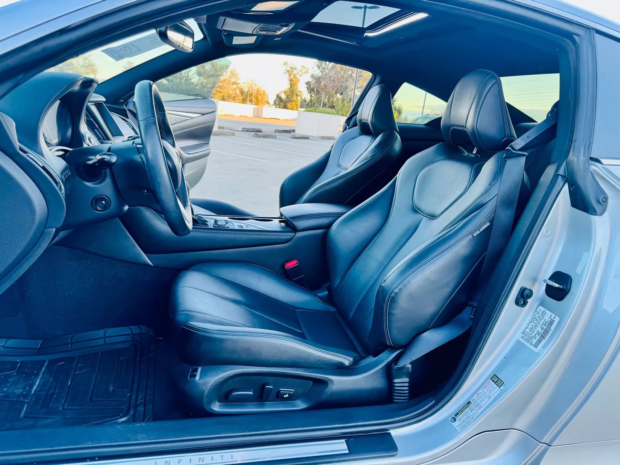 Used 2017 INFINITI Q60 3.0t w/ Premium Plus Package 3.0T image 47