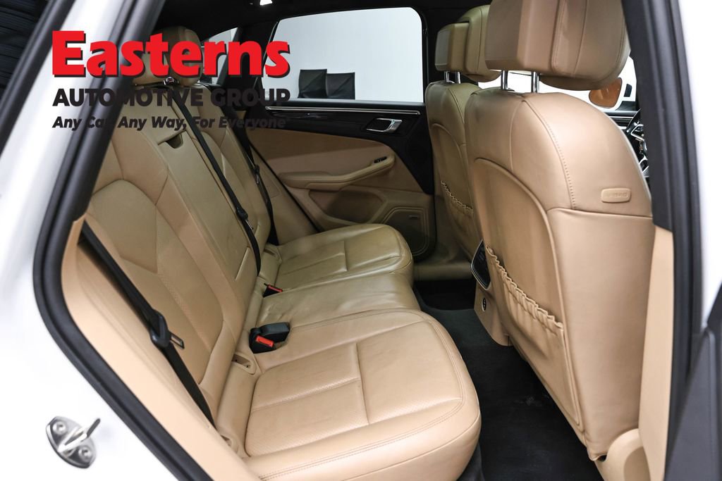 Used 2021 Porsche Macan AWD/4WD image 29