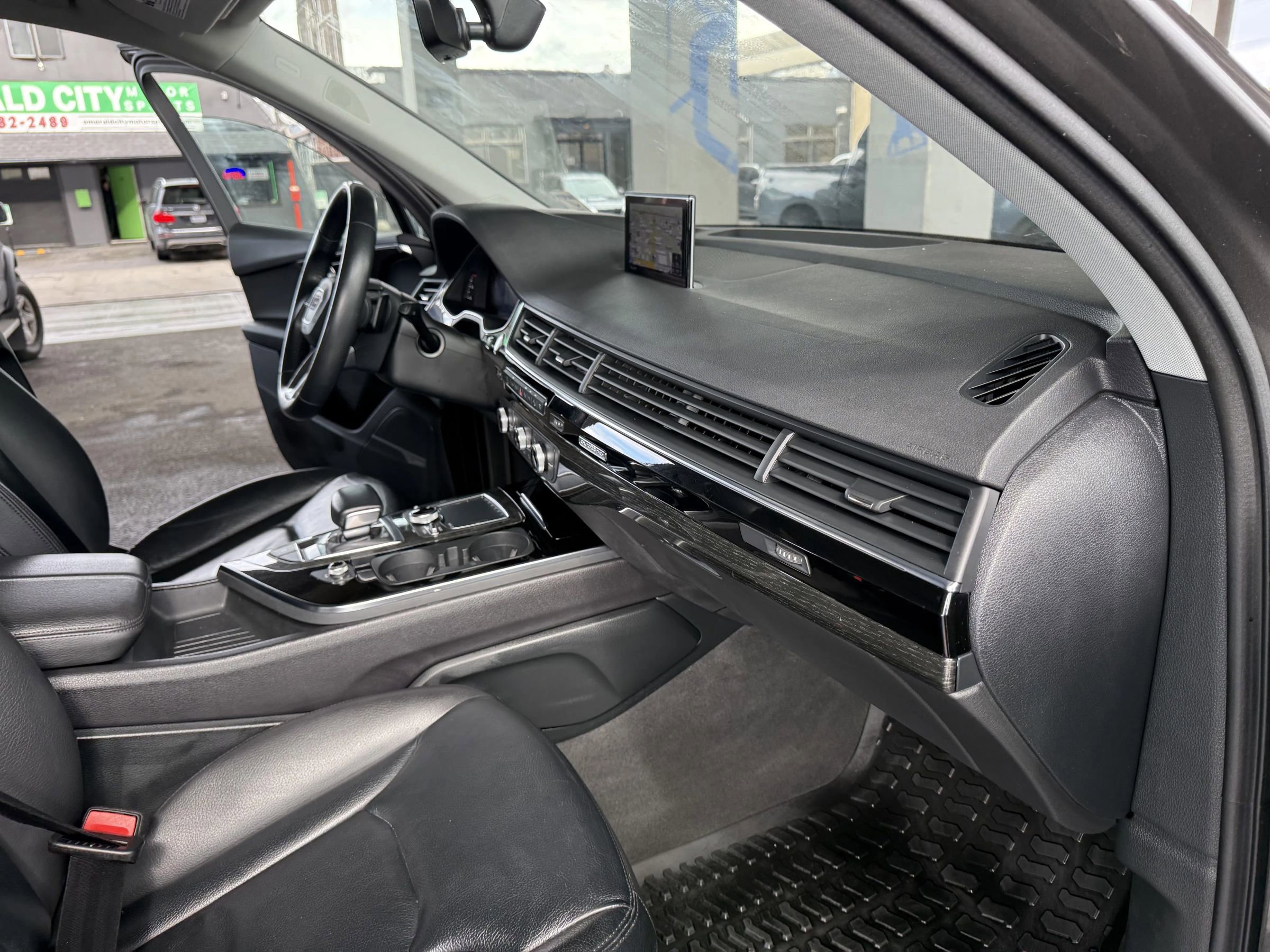 Used 2019 Audi Q7 3.0T Premium Plus w/ Premium Plus Package image 26