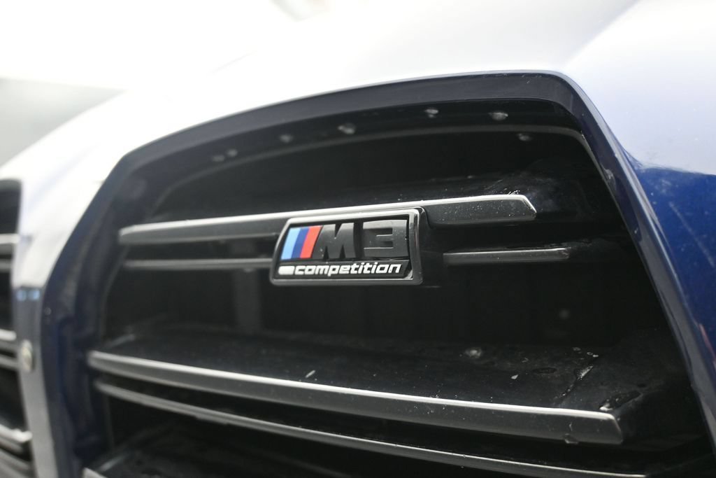 Used 2022 BMW M3 Competition w/ M Carbon Exterior Package AWD/4WD image 11