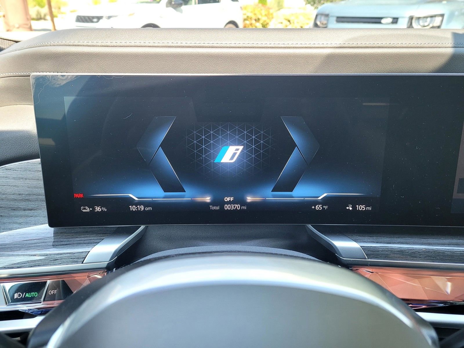 Used 2025 BMW i7 eDrive50 w/ M Sport Package RWD image 22