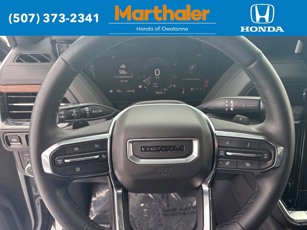 Used 2025 GMC Yukon XL Denali image 26