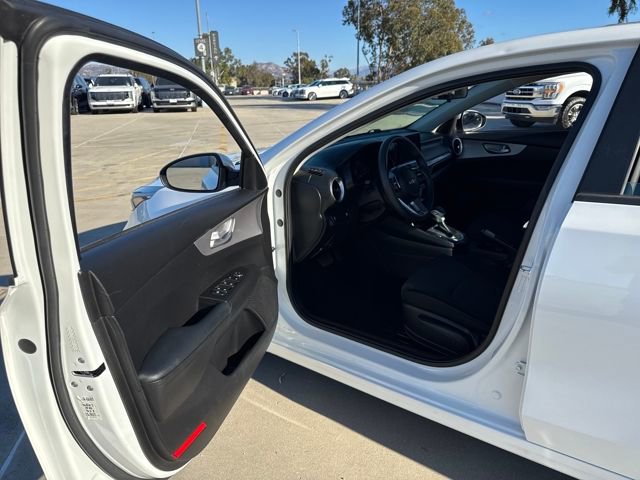 Used 2023 Kia Forte LXS image 27