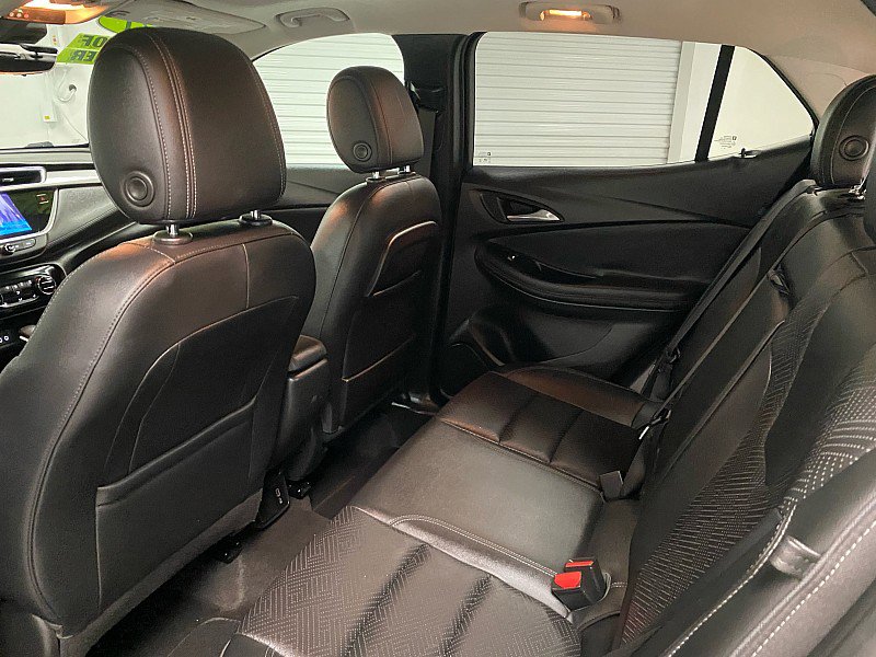 Used 2021 Buick Encore GX Essence w/ Advanced Technology Package image 10