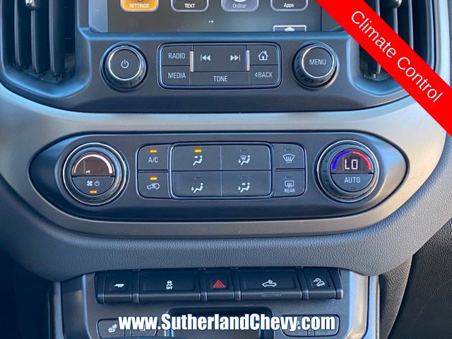 Used 2017 Chevrolet Colorado Z71 AWD/4WD image 34