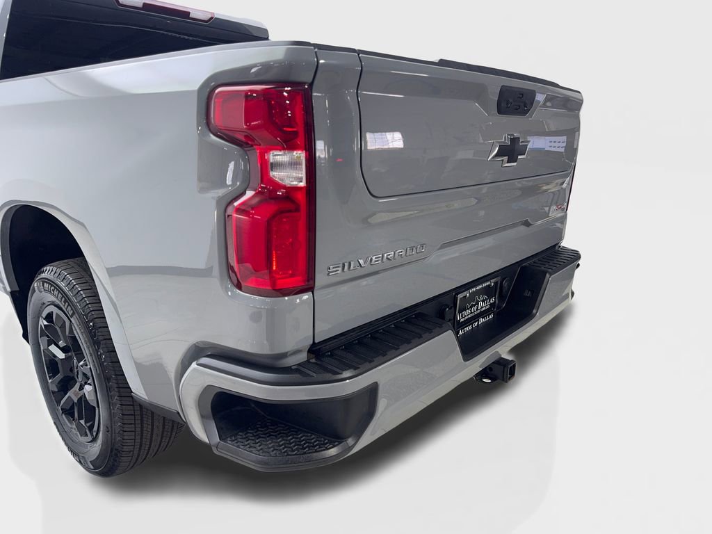 Used 2025 Chevrolet Silverado 1500 RST w/ Protection Package image 17