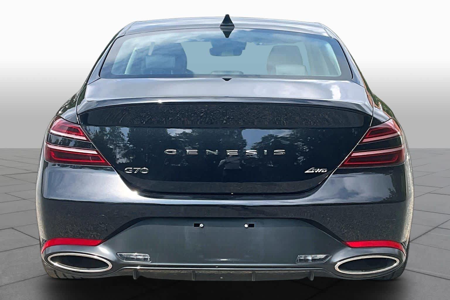 Used 2025 Genesis G70 2.5T AWD/4WD image 5