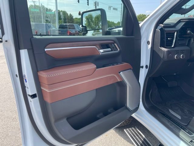 New 2026 GMC Sierra 2500 Denali Ultimate AWD/4WD image 7