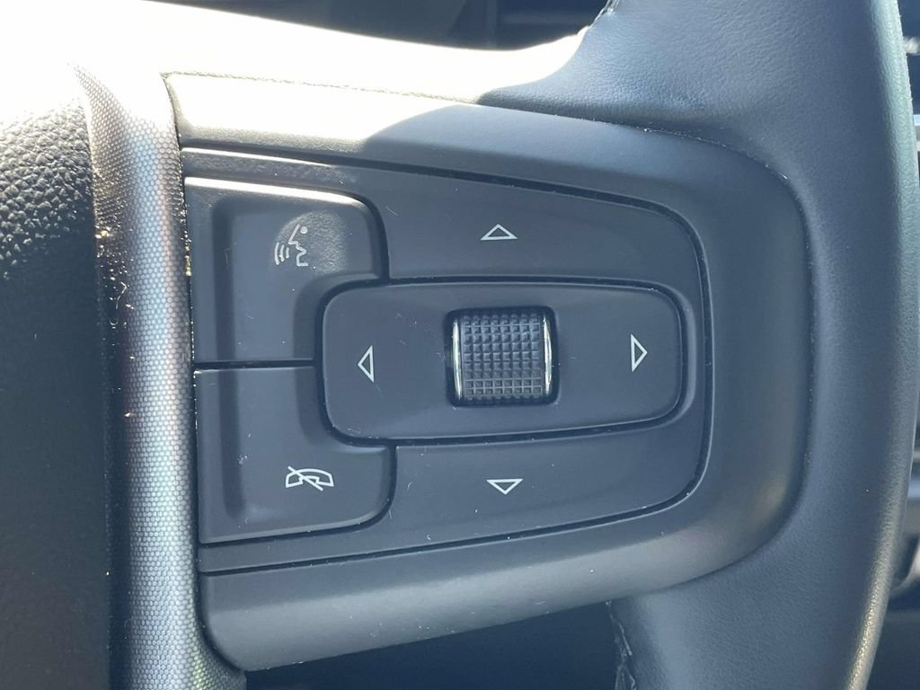 Used 2025 GMC Sierra 1500 SLT AWD/4WD image 24