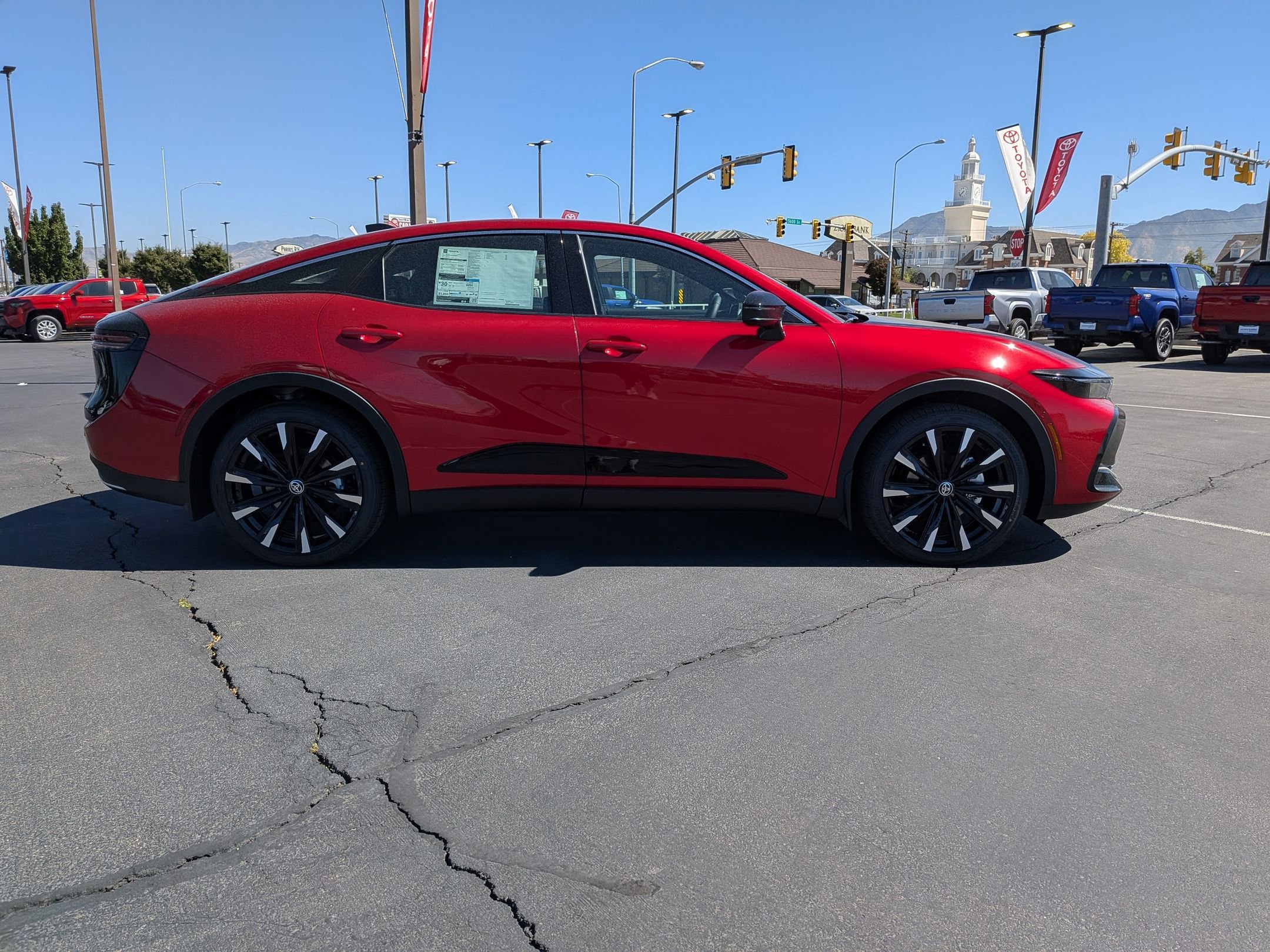 New 2026 Toyota Crown Platinum image 6