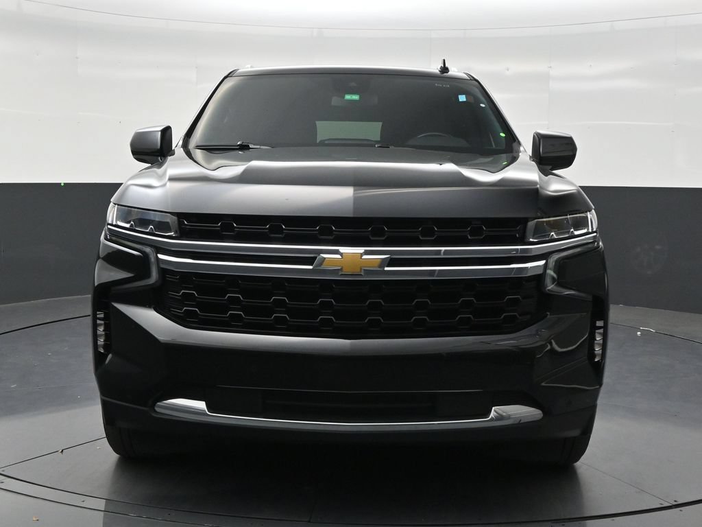 Used 2024 Chevrolet Suburban LS RWD image 32