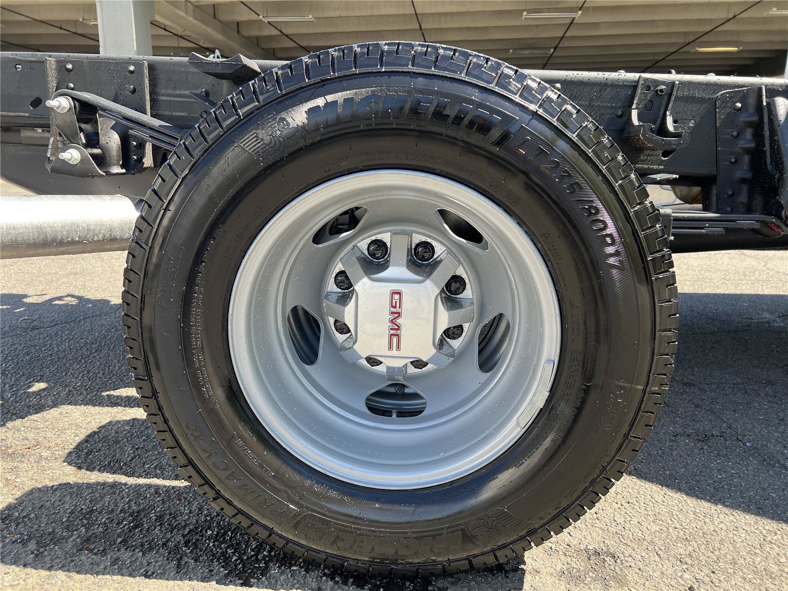 New 2026 GMC Sierra 3500 Pro w/ Convenience Package AWD/4WD image 17