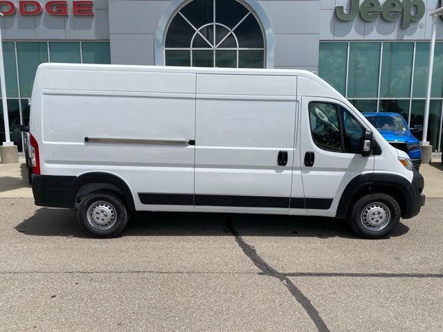 New 2026 RAM ProMaster 2500 w/ Convenience Group FWD image 4