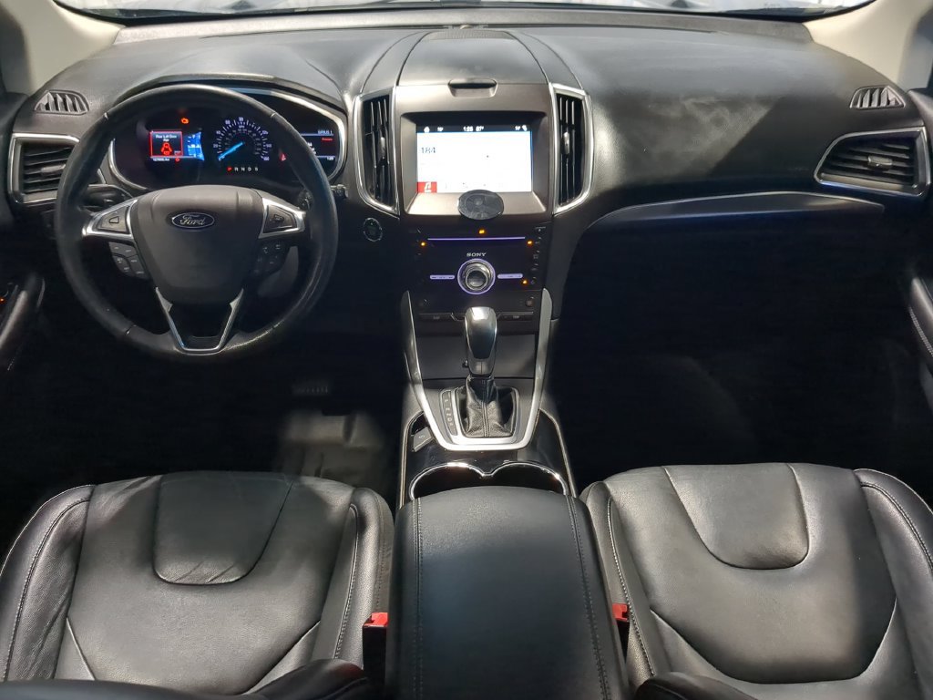 Used 2018 Ford Edge Titanium w/ Technology Package AWD/4WD image 18