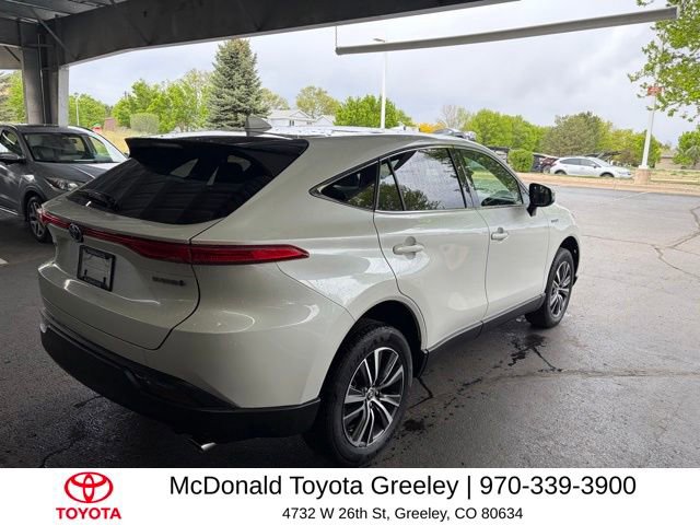 Used 2021 Toyota Venza LE AWD/4WD image 11