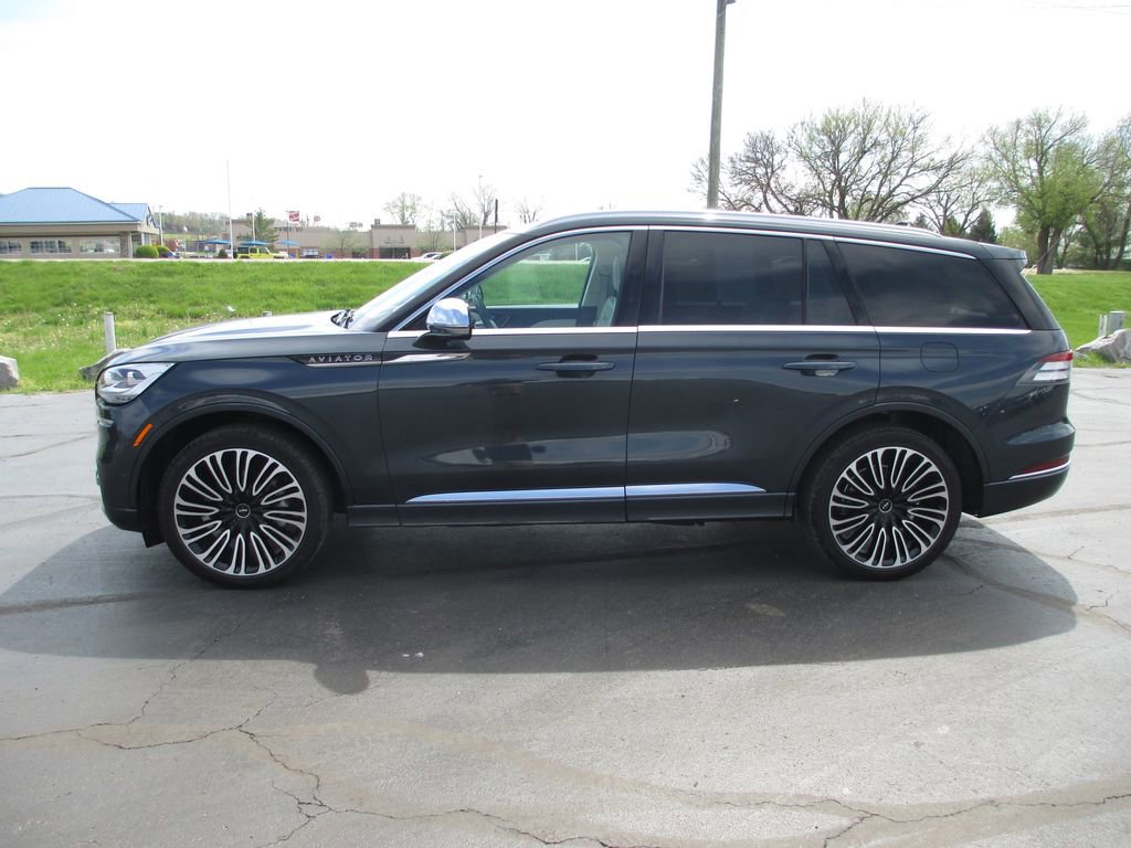 Used 2022 Lincoln Aviator Black Label w/ Dynamic Handling Package image 9