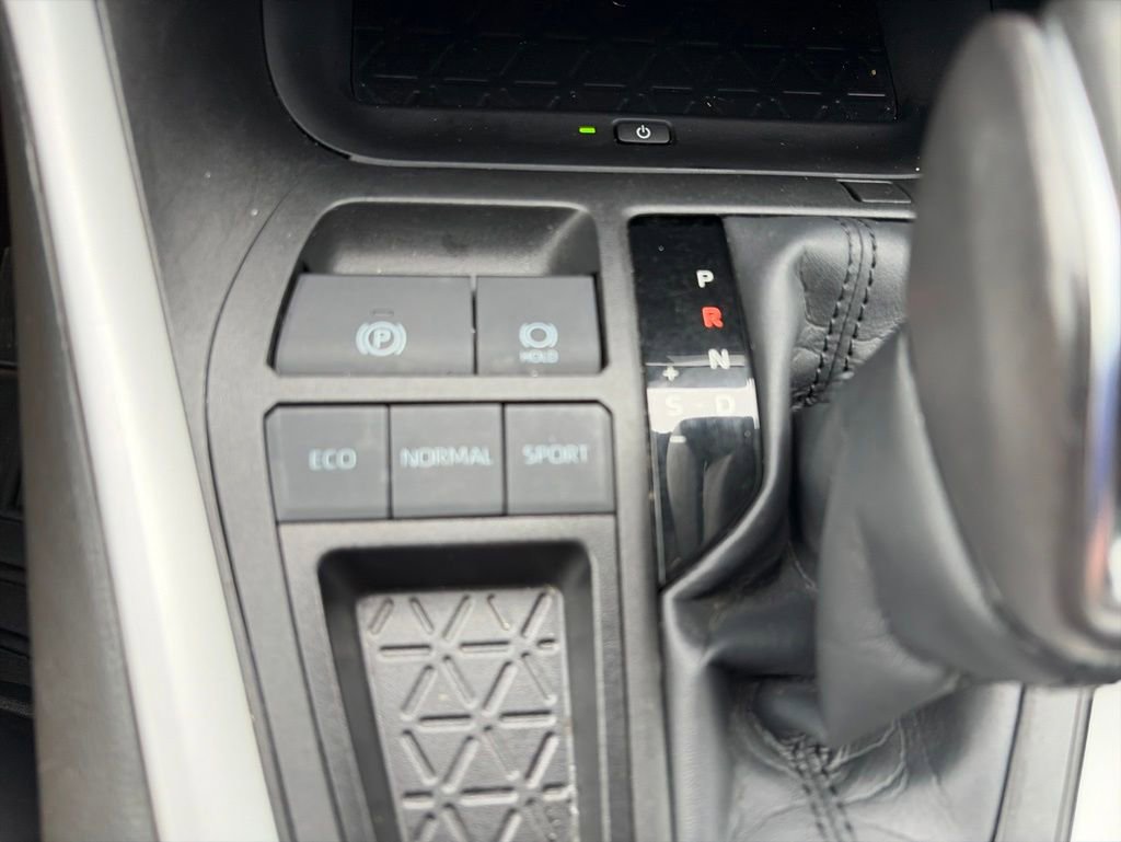 Used 2023 Toyota RAV4 XLE Premium FWD image 21