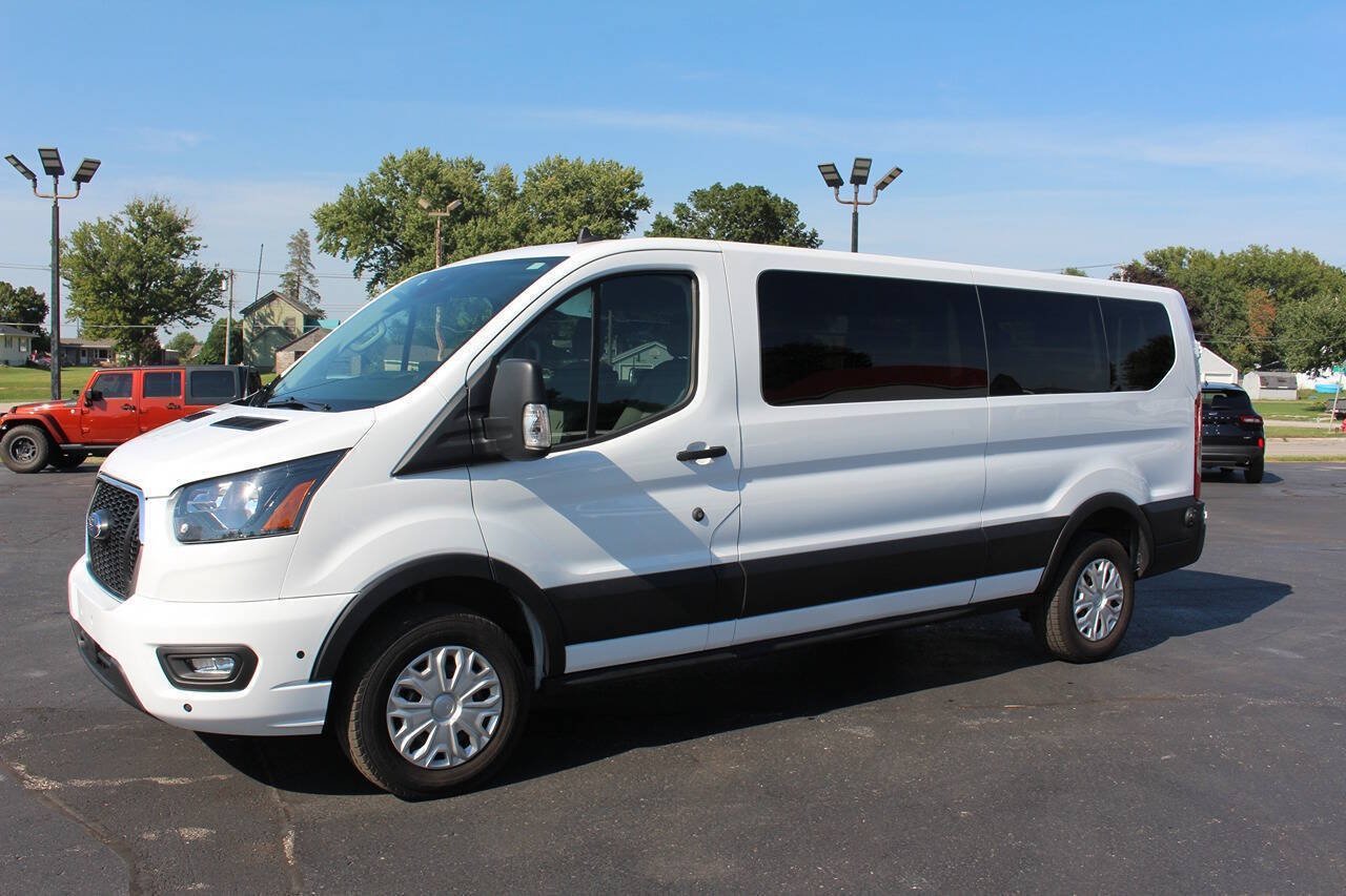 Used 2024 Ford Transit 350 XLT RWD image 1