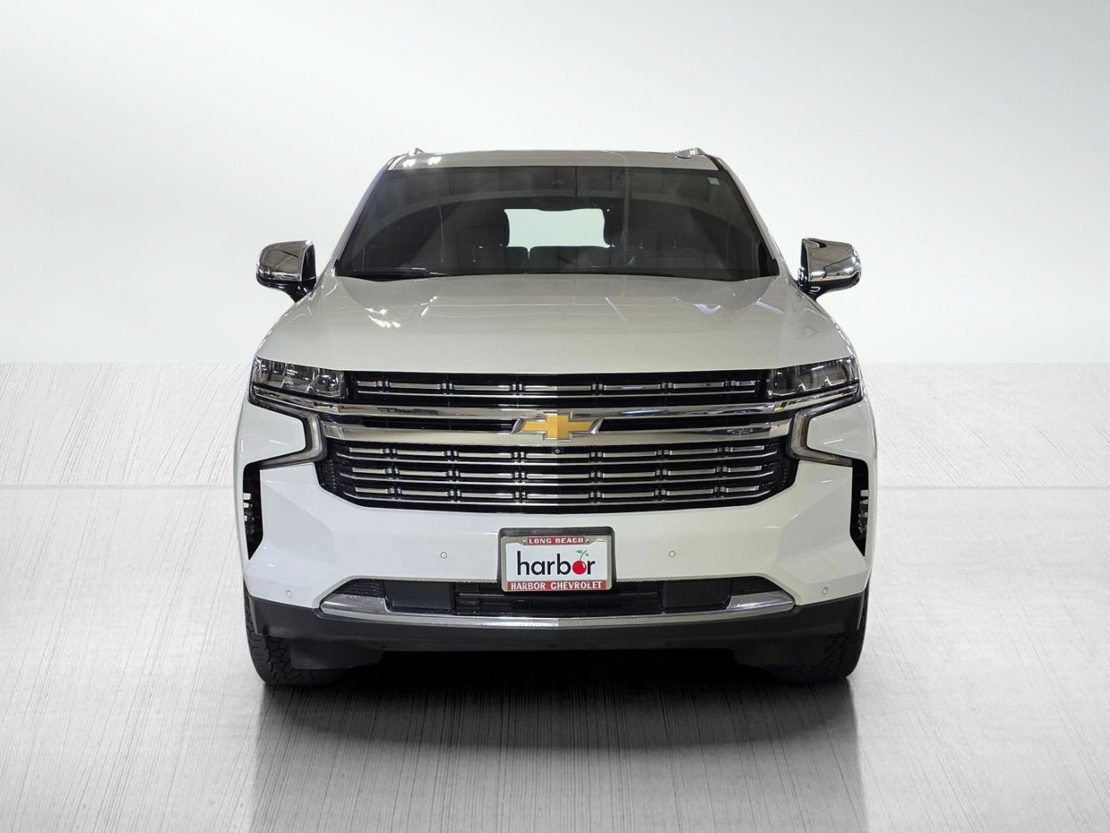 Used 2023 Chevrolet Tahoe Premier AWD/4WD image 2