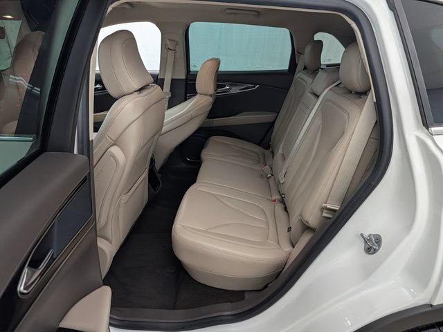 Used 2023 Lincoln Nautilus AWD w/ Premium Package image 15