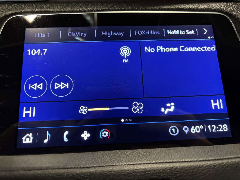 Used 2020 Cadillac XT4 Premium Luxury image 35