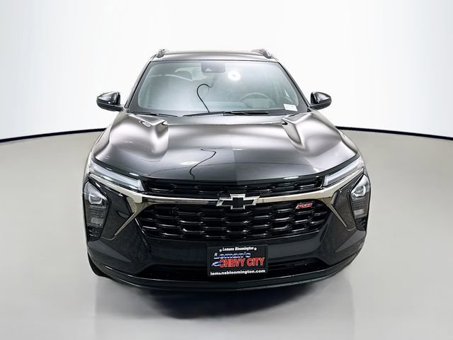 New 2026 Chevrolet Trax RS image 2