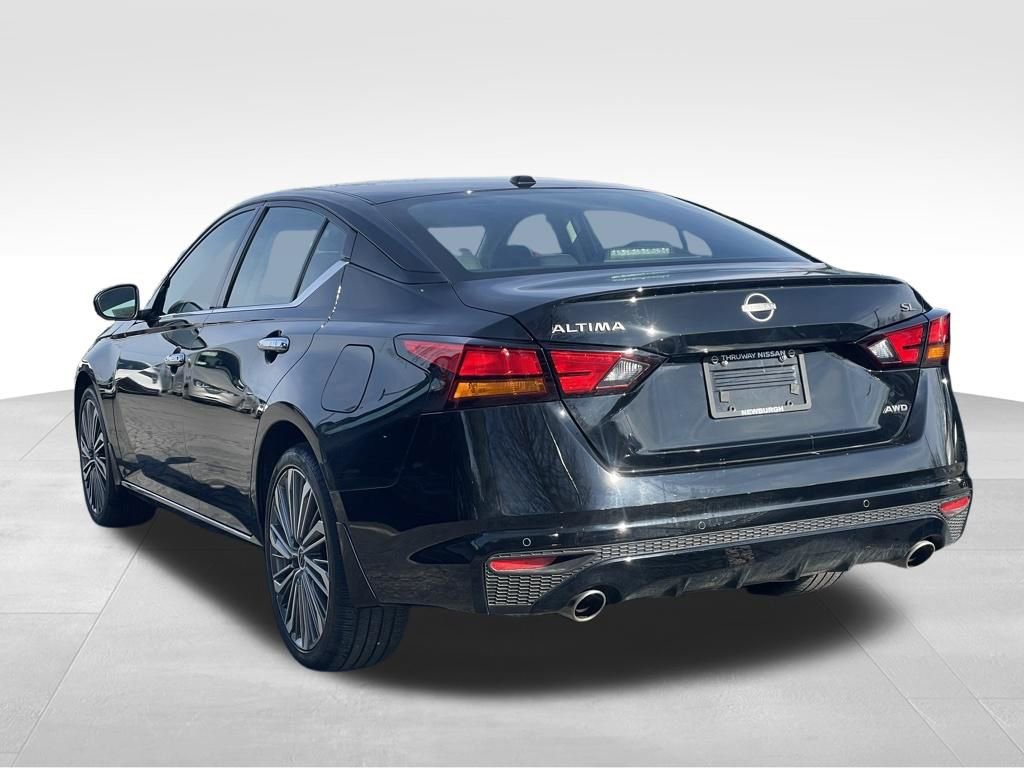 Certified 2025 Nissan Altima 2.5 SL image 4