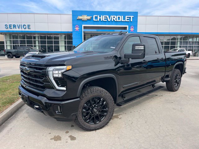 New 2026 Chevrolet Silverado 2500 High Country w/ Midnight Edition AWD/4WD image 2