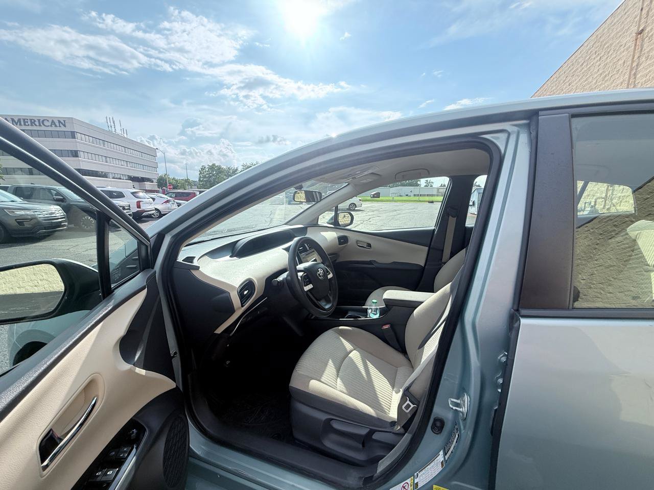 Used 2016 Toyota Prius Two FWD image 10