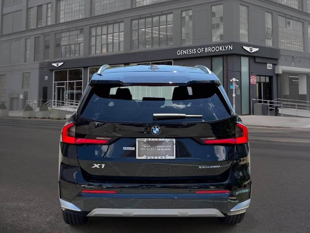Used 2023 BMW X1 xDrive28i w/ Convenience Package AWD/4WD image 6
