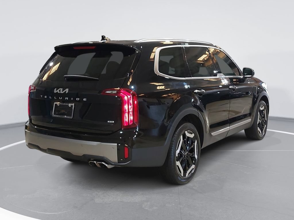 Used 2025 Kia Telluride S AWD/4WD image 5