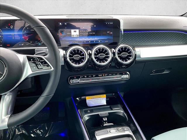 Used 2026 Mercedes-Benz GLB 250 image 9