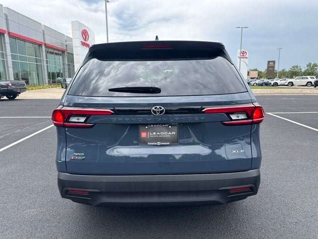 Used 2026 Toyota Grand Highlander AWD image 10