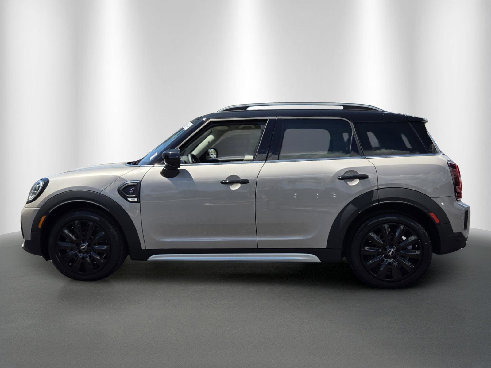 Certified 2024 MINI Cooper Countryman S w/ Signature Upholstery Package FWD image 4