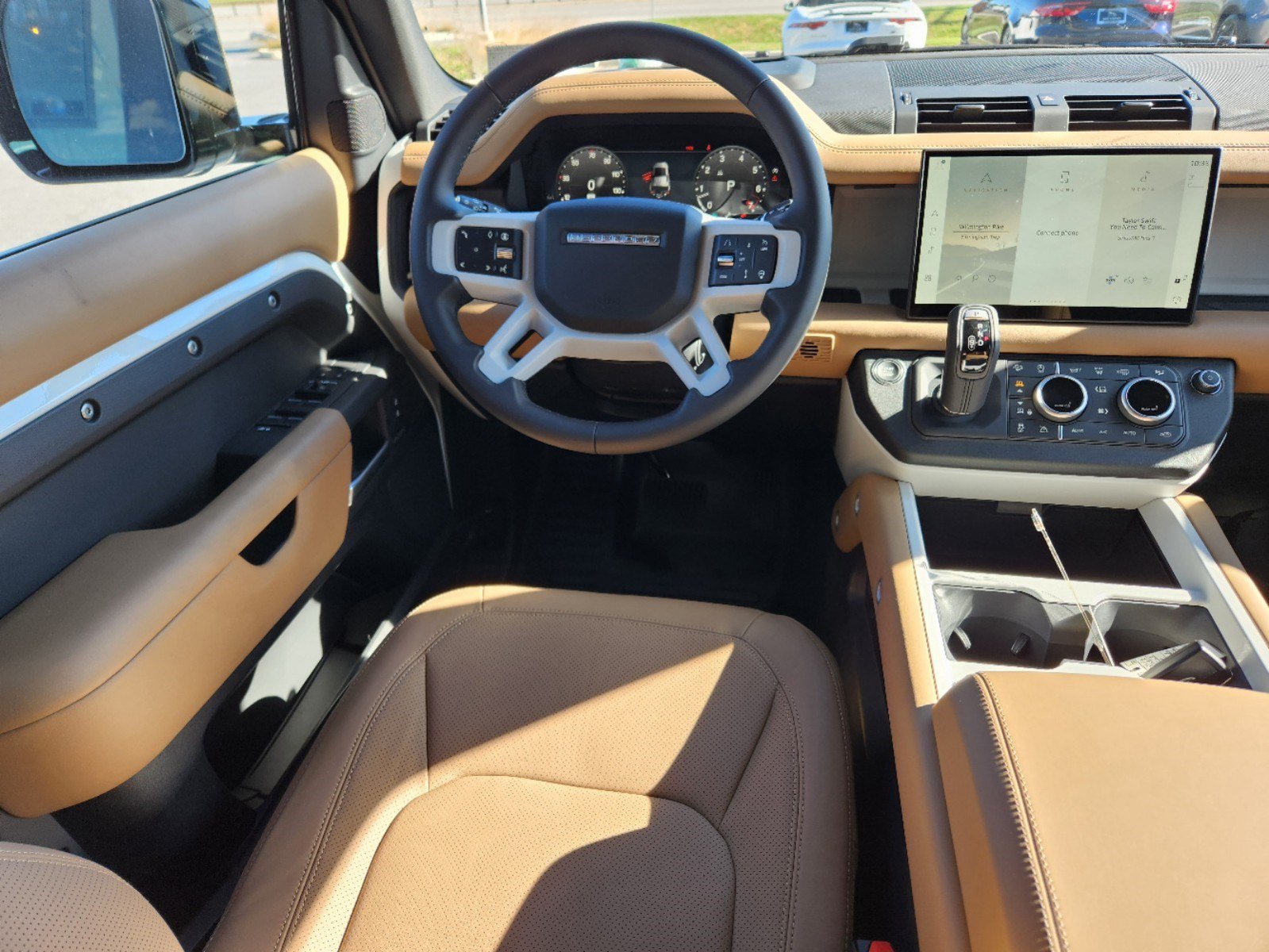 Used 2025 Land Rover Defender 110 X-Dynamic SE AWD/4WD image 14