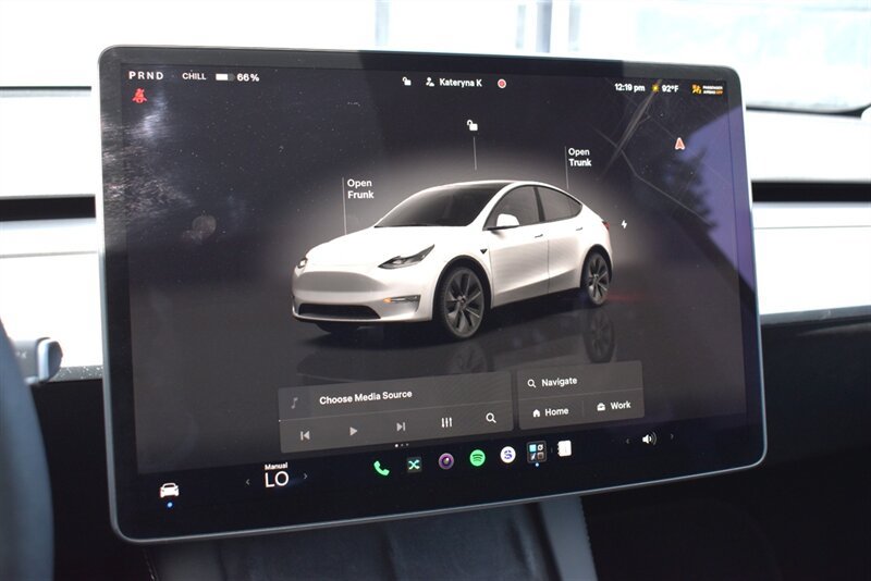 Used 2025 Tesla Model Y Long Range AWD/4WD image 17